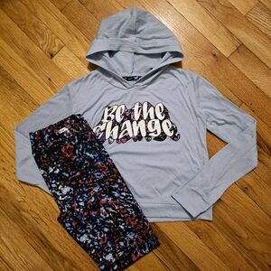 Hind Hooded Long Sleeve & Pants SzM (10/12)